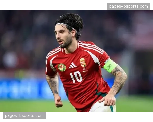 红军防线右路遭遇重伤潮 索博斯洛伊客串右后卫成无奈之举